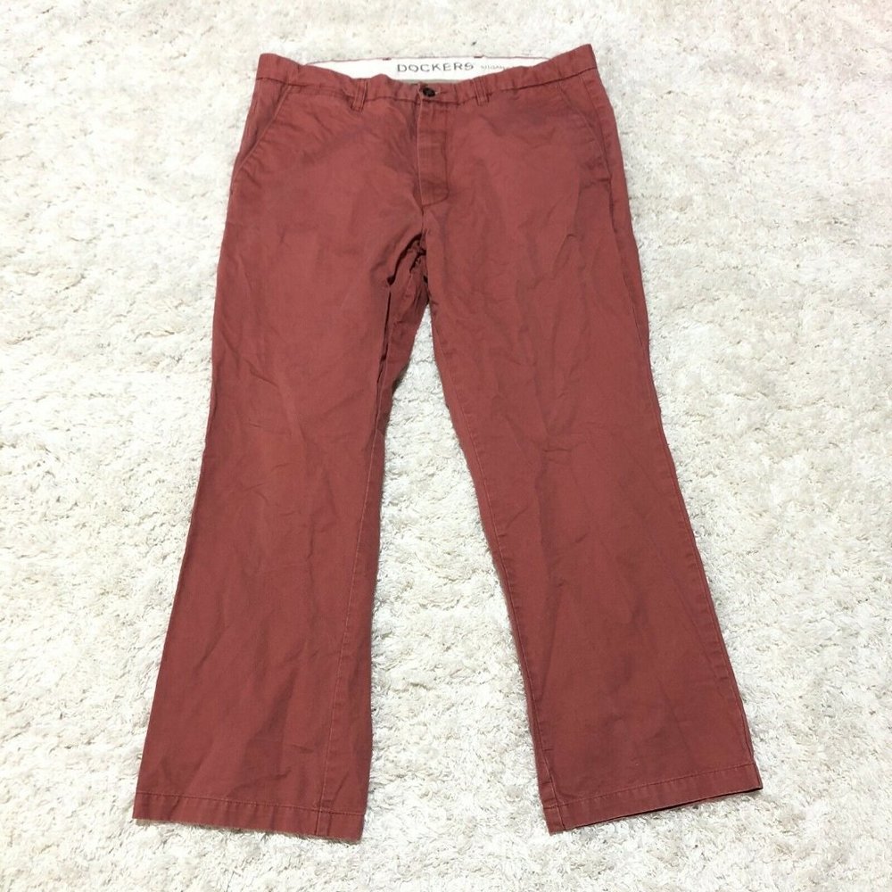 Dockers D3 Classic Pants Red Men’s Size 38x29 100% Cotton Flat Front
